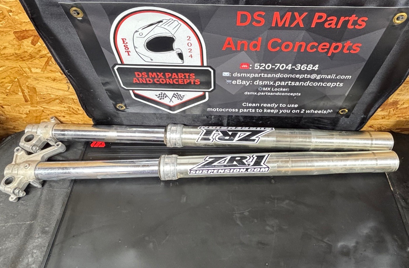 2001 SUZUKI RM250 OEM KYB RIGHT LEFT FRONT SUSPENSION FORKS SHOCKS DAMPERS NICE!