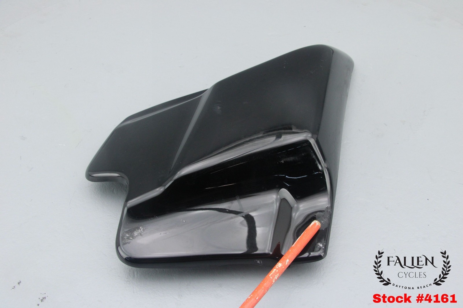 2007 Harley Street Glide Left Side Frame Cover VIVID BLACK #4161