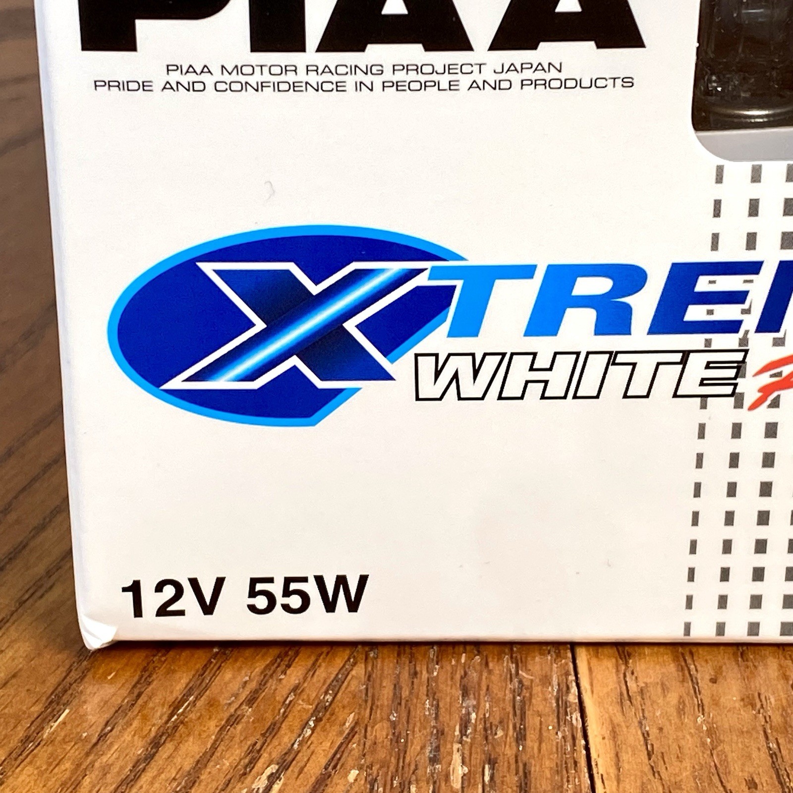 PIAA H11 Xtreme White Plus High Performance Halogen Bulb 2 Pack, 12V 55W ~ 15211