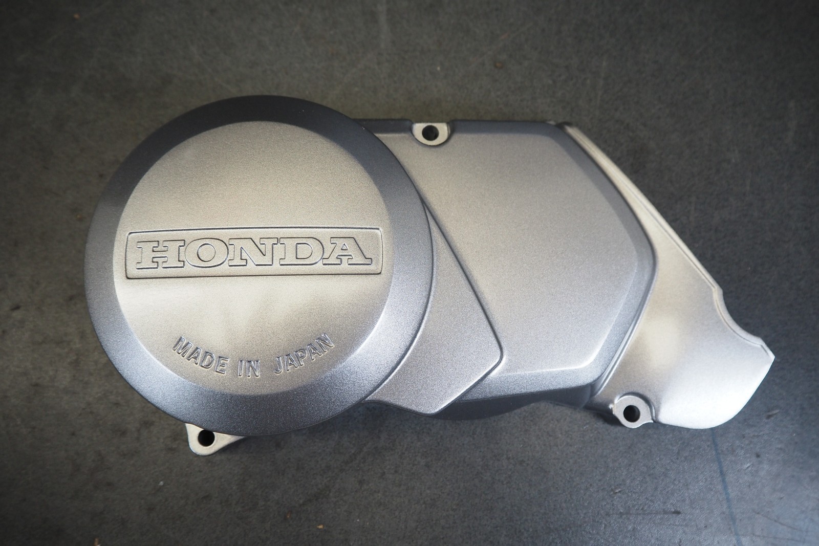 COVER, LEFT CRANK XR70R Honda NOS 11341-GCF-680 27329