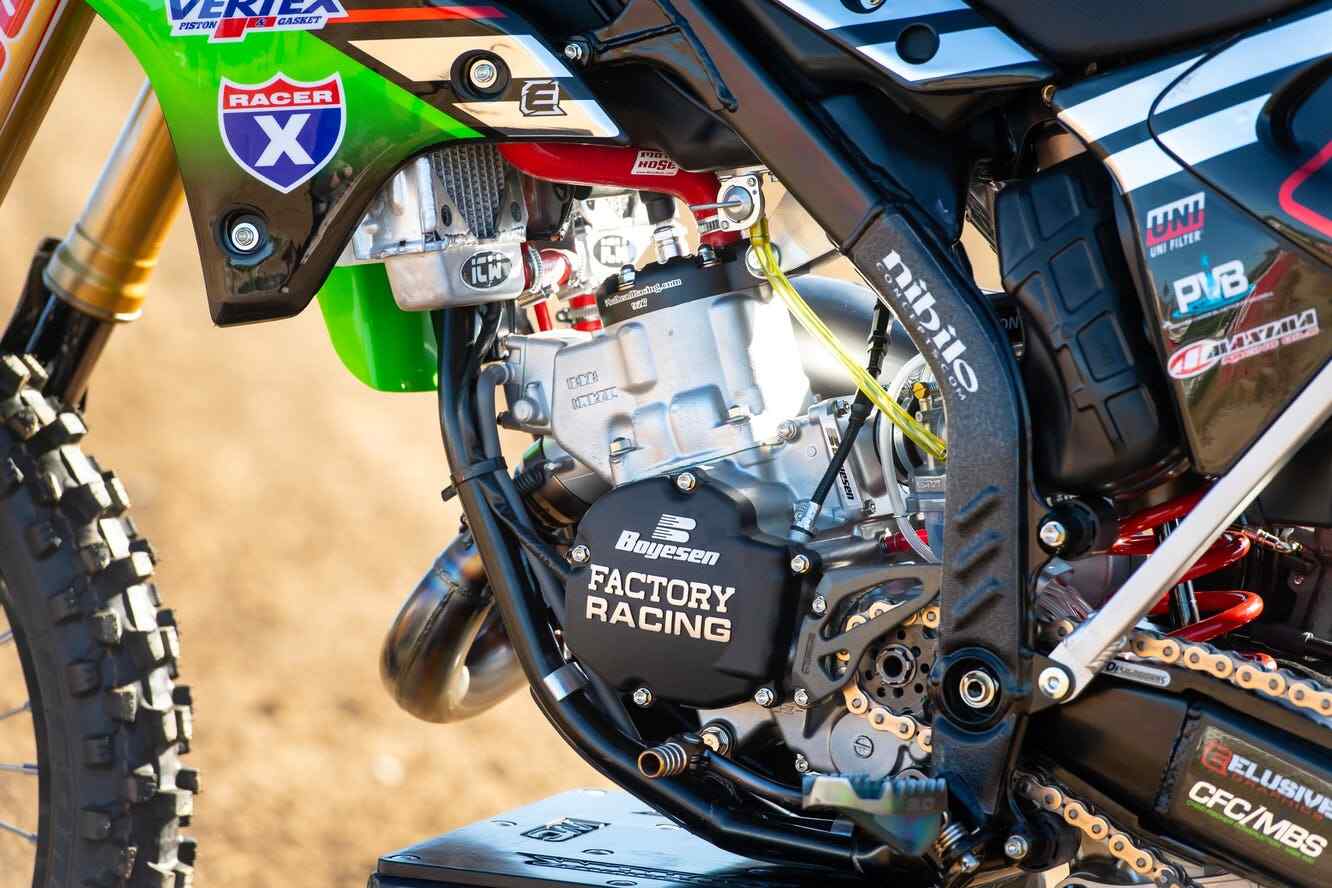 KX250 Engine Rebuild Bolt Kit for Kawasaki KX 250 Specbolt Nickel Wurks Ti Look