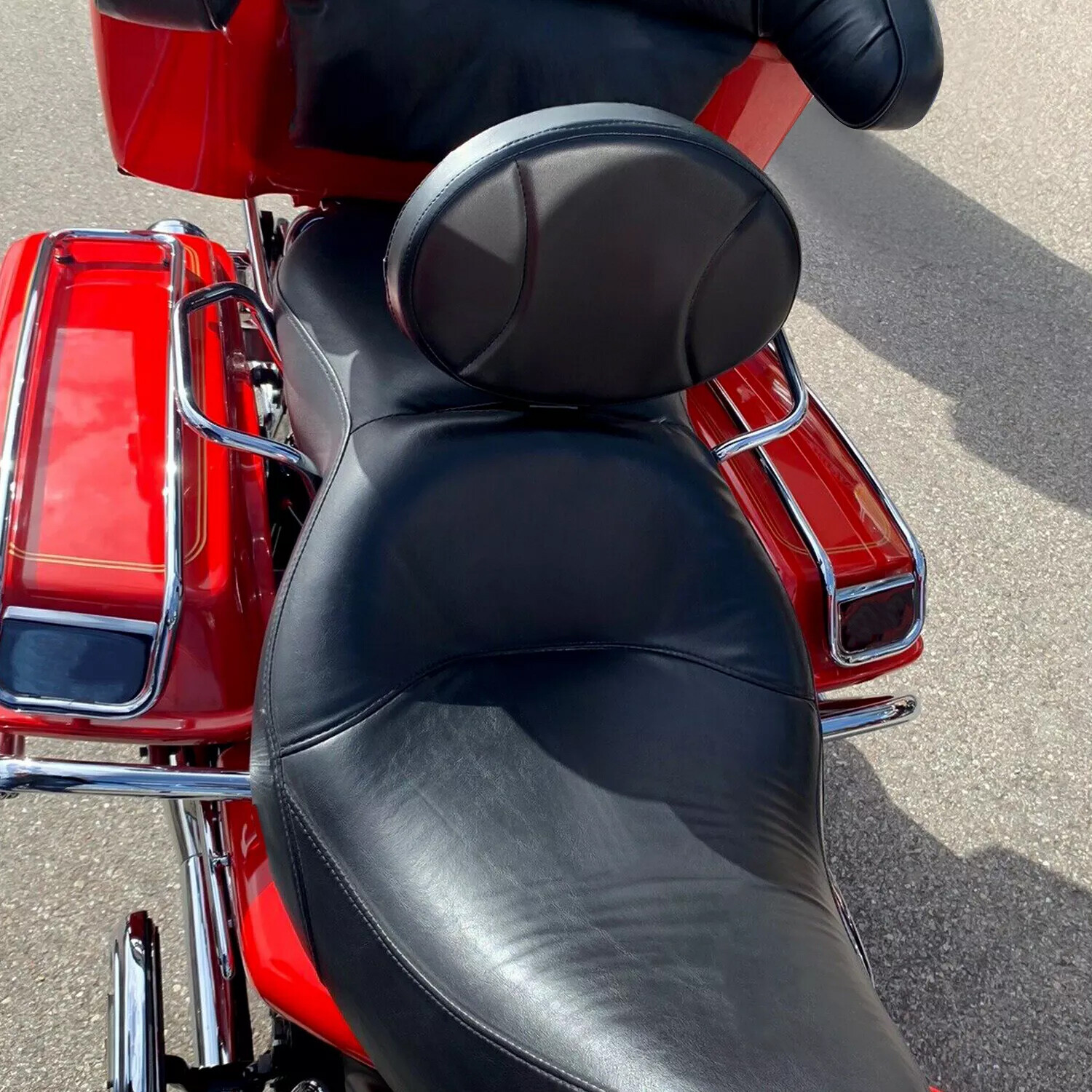 Plug-in Driver Rider Backrest Pad For Harley CVO Touring Road King Glide 97-23