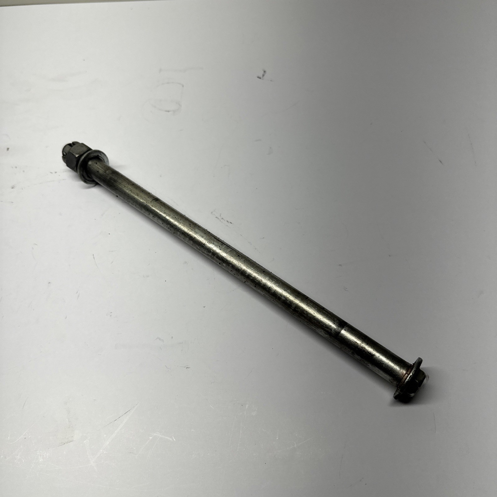 24-25 Kawasaki EX500 H Rear Wheel Axle Oem 7488-P