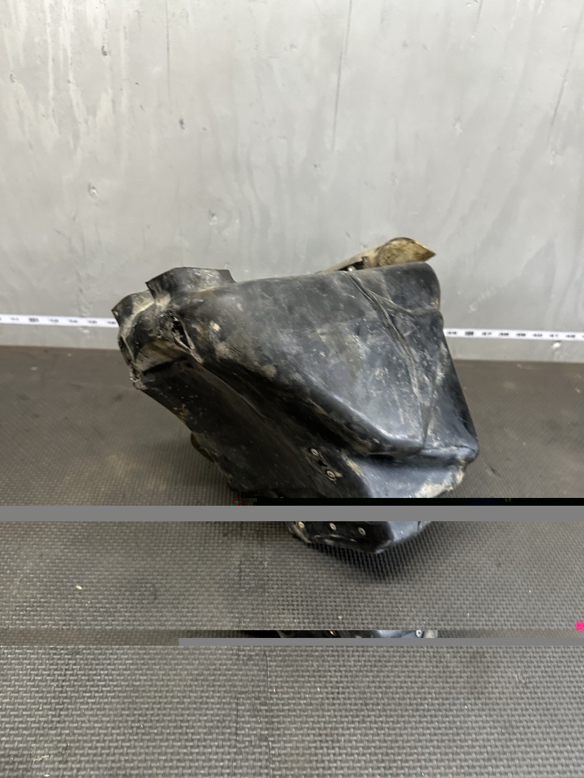1998 1999 2000 Kawsaki KX80/100 Air Box Slight Damage
