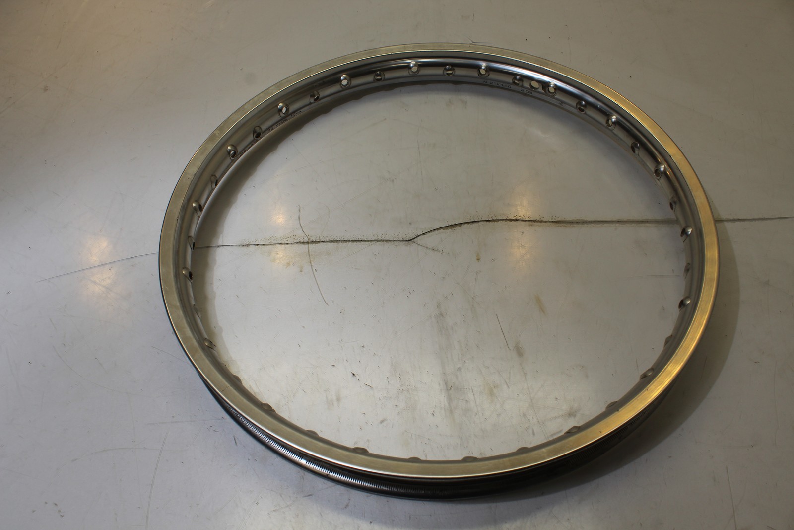2011 Kawasaki Kx250f Front Wheel Rim Outer Ring #1 N21 x 1.60