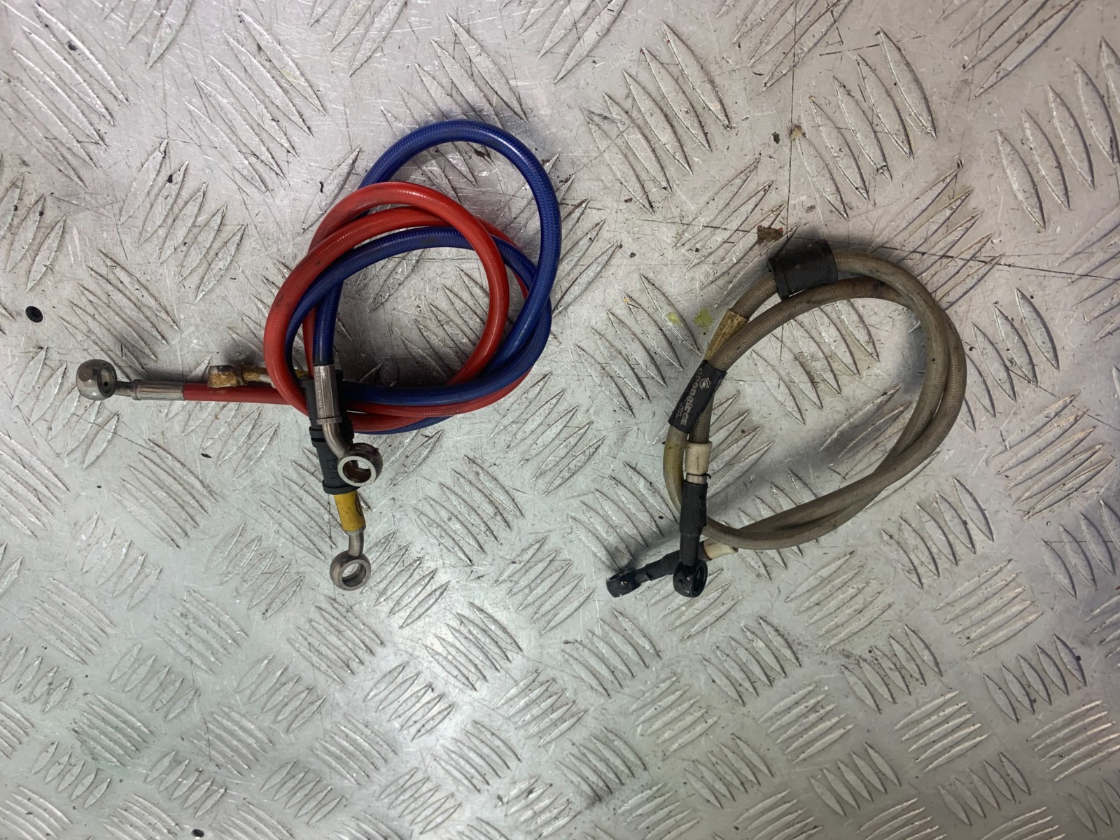 SUZUKI GSXR 1000 K5 K6 FRONT & REAR BRAIDED BRAKE LINES YEAR 2005-06 (CMB1359)
