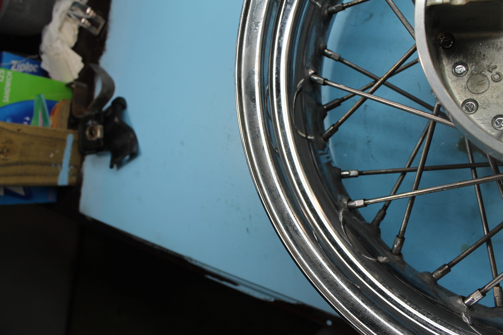 481 12 HARLEY-DAVIDSON ROAD KING REAR WHEEL BACK RIM LACED 16X5.00