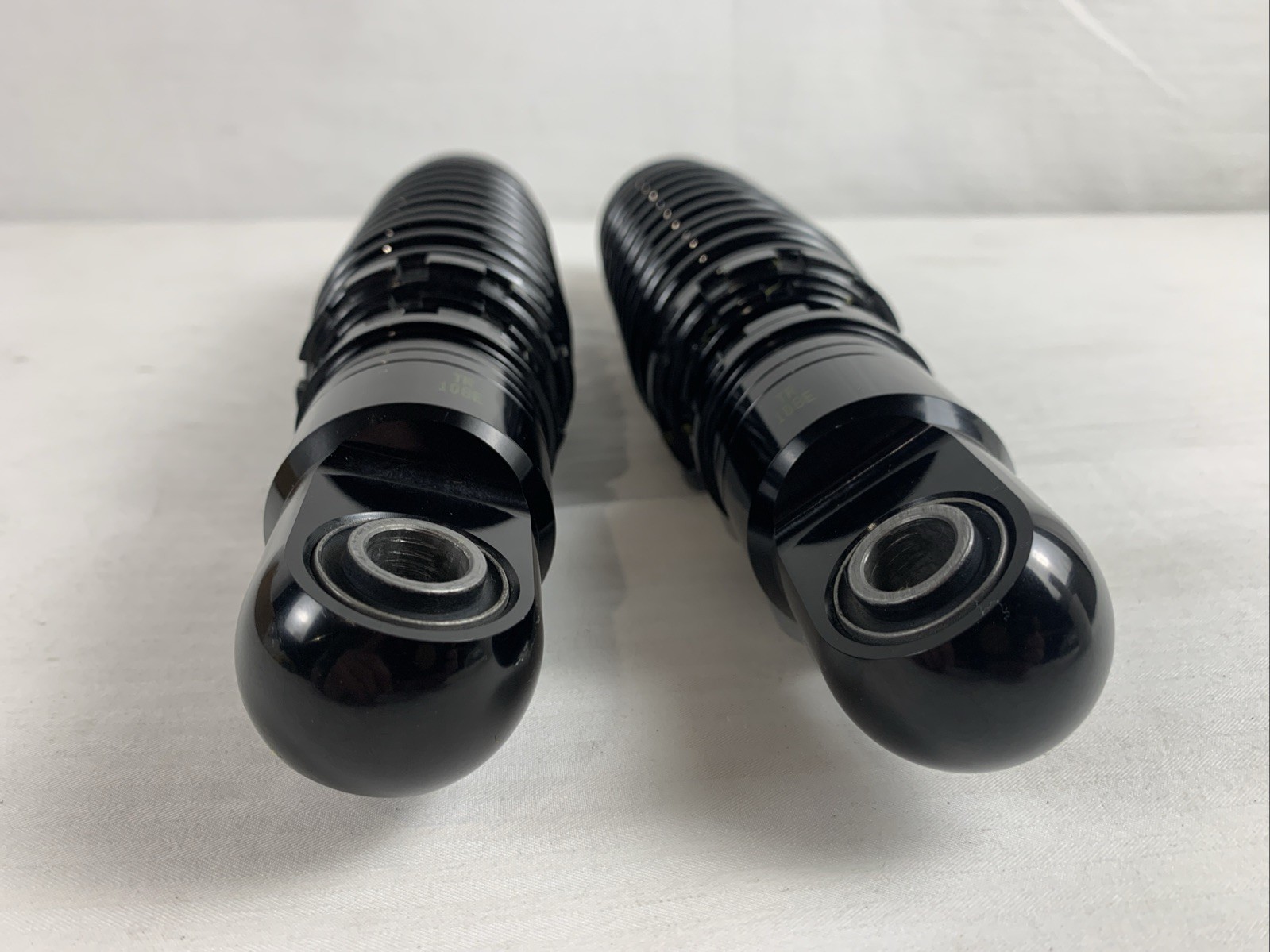 DRAG SPECIALTIES FOR HARLEY DAVIDSON 85-19 FLT 11 IN BLACK REAR SHOCKS 1310-1204