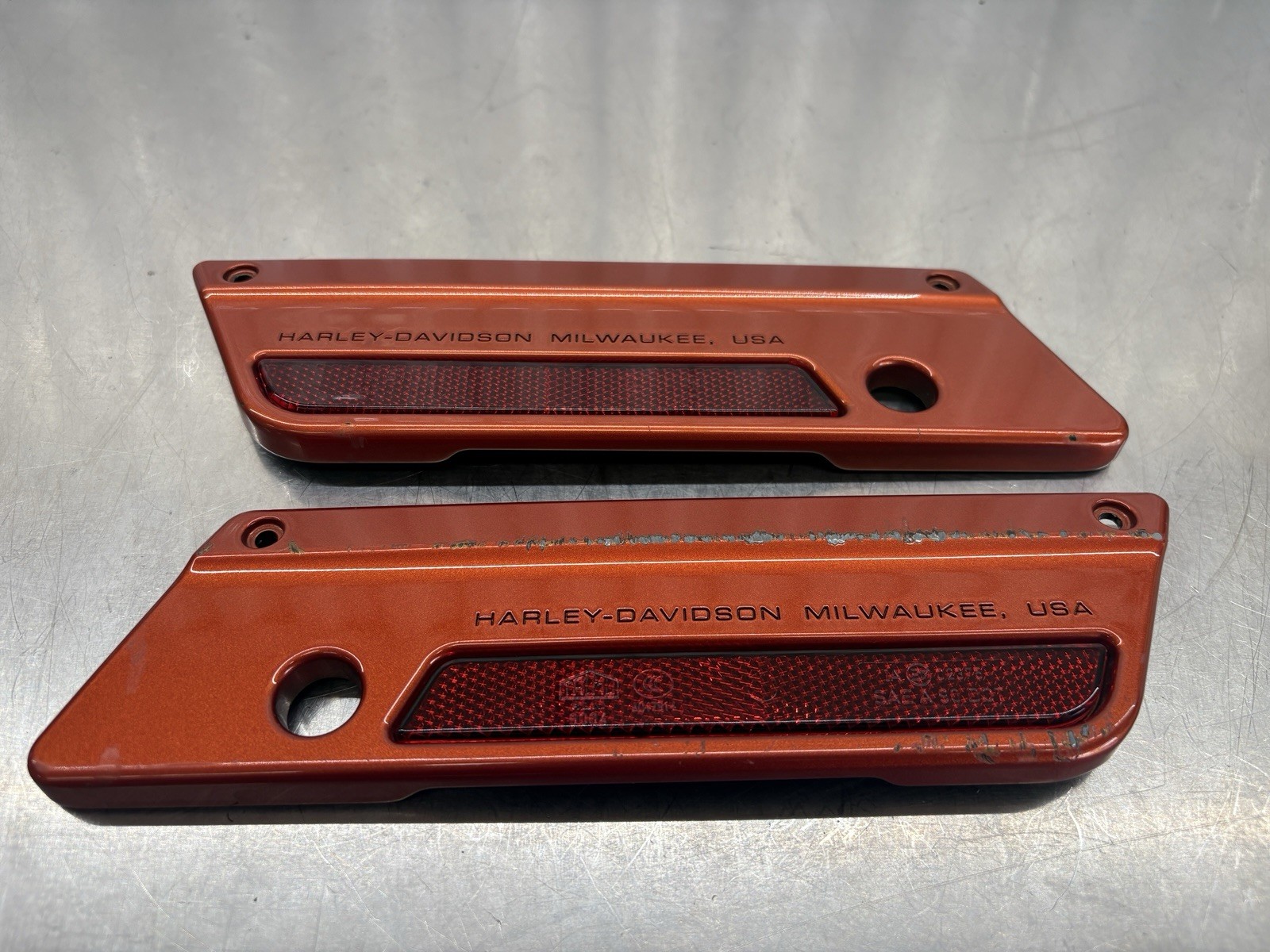 Harley Davidson Saddlebag Latch Covers 90601-93A 90603-93A 2013 Candy Orange