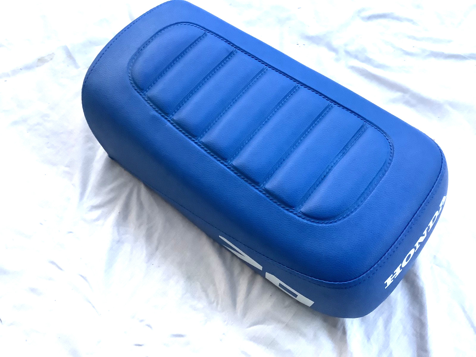 New & High Quality *Blue* CUSTOM SEAT fits honda ATC70 1978-1985 new