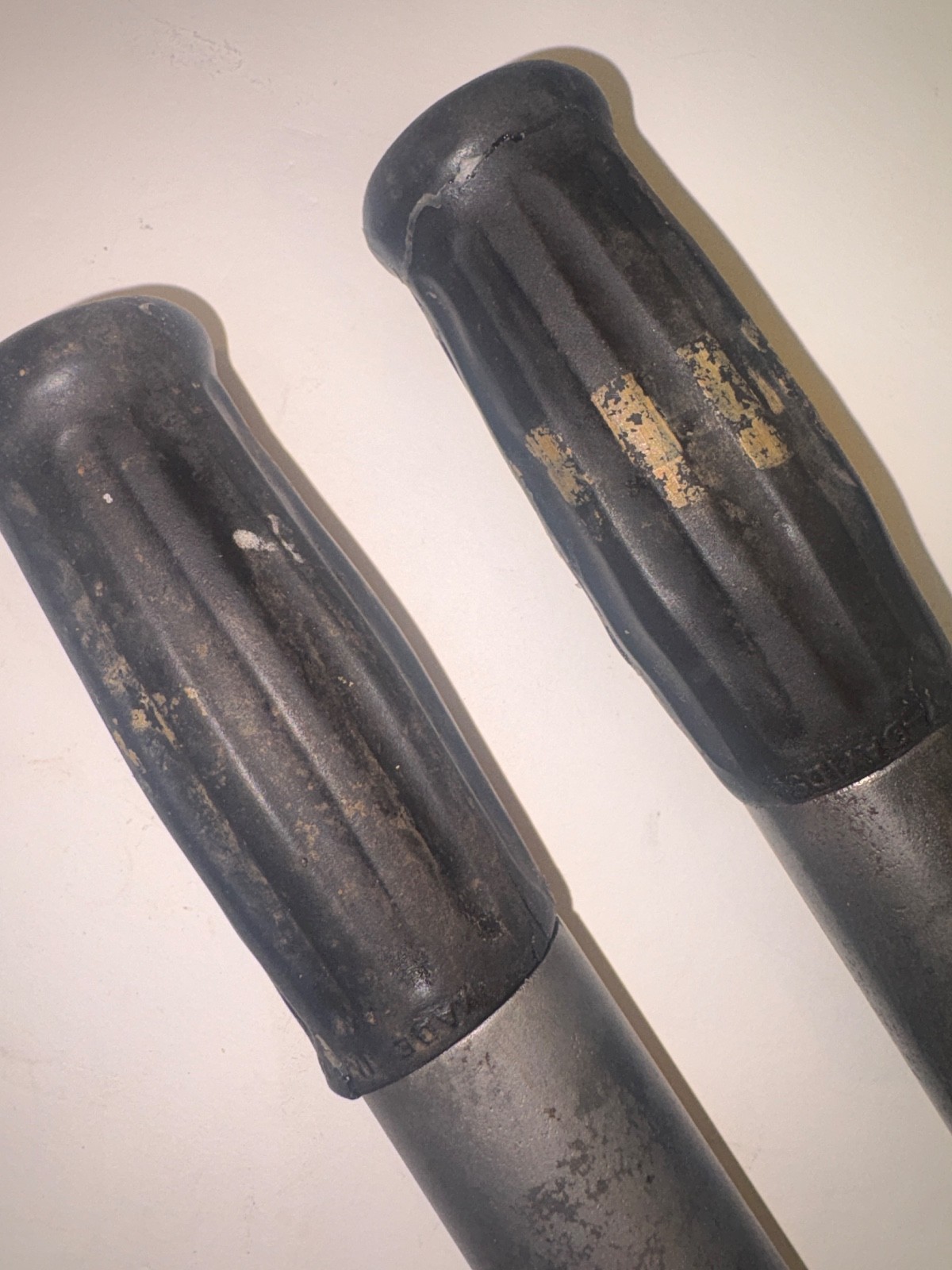 Harley Knucklehead Flathead Spirals & Grips w/ Logo Complete 1935-48 OEM 3312-35