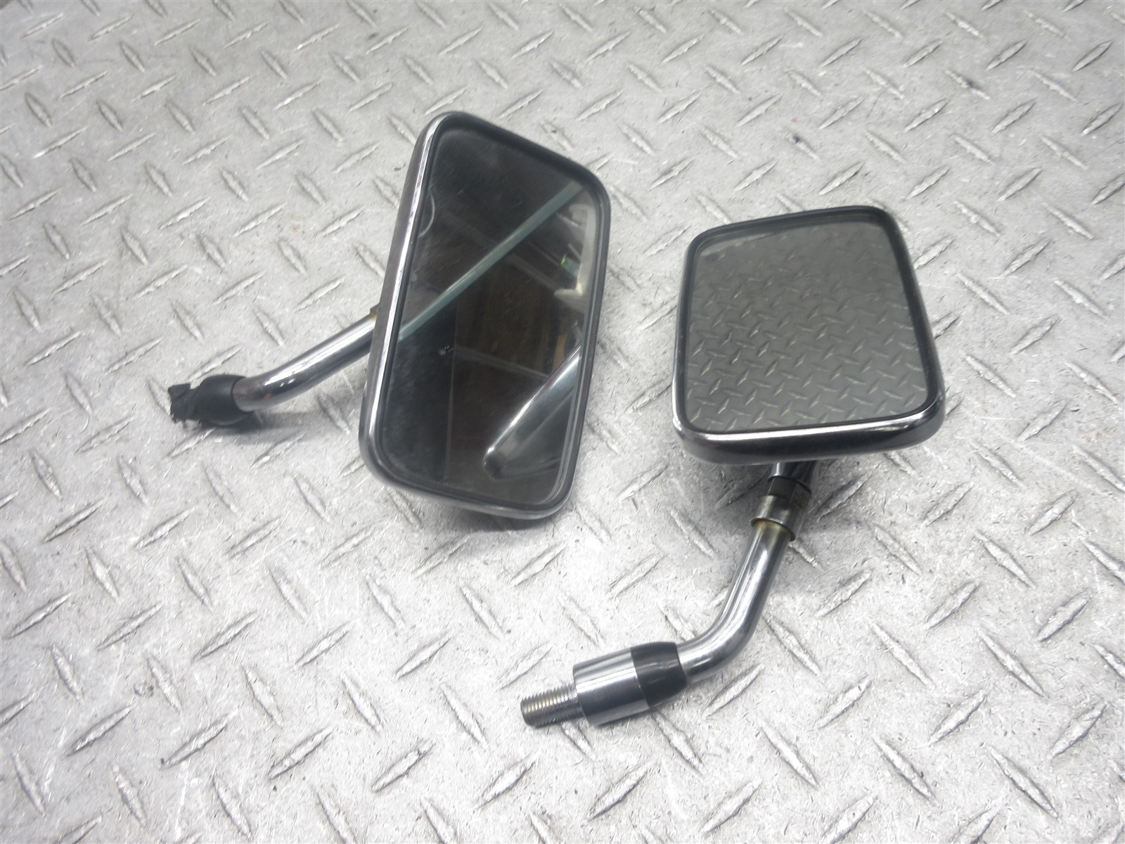 2004 99-07 Honda VLX 600 Deluxe VT600CD Left Right Side Mirror Rearview Pair Set