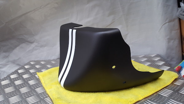 TRIUMPH ROCKET 3 MATT BLACK & WHITE BELLY PAN FIBREGLASS