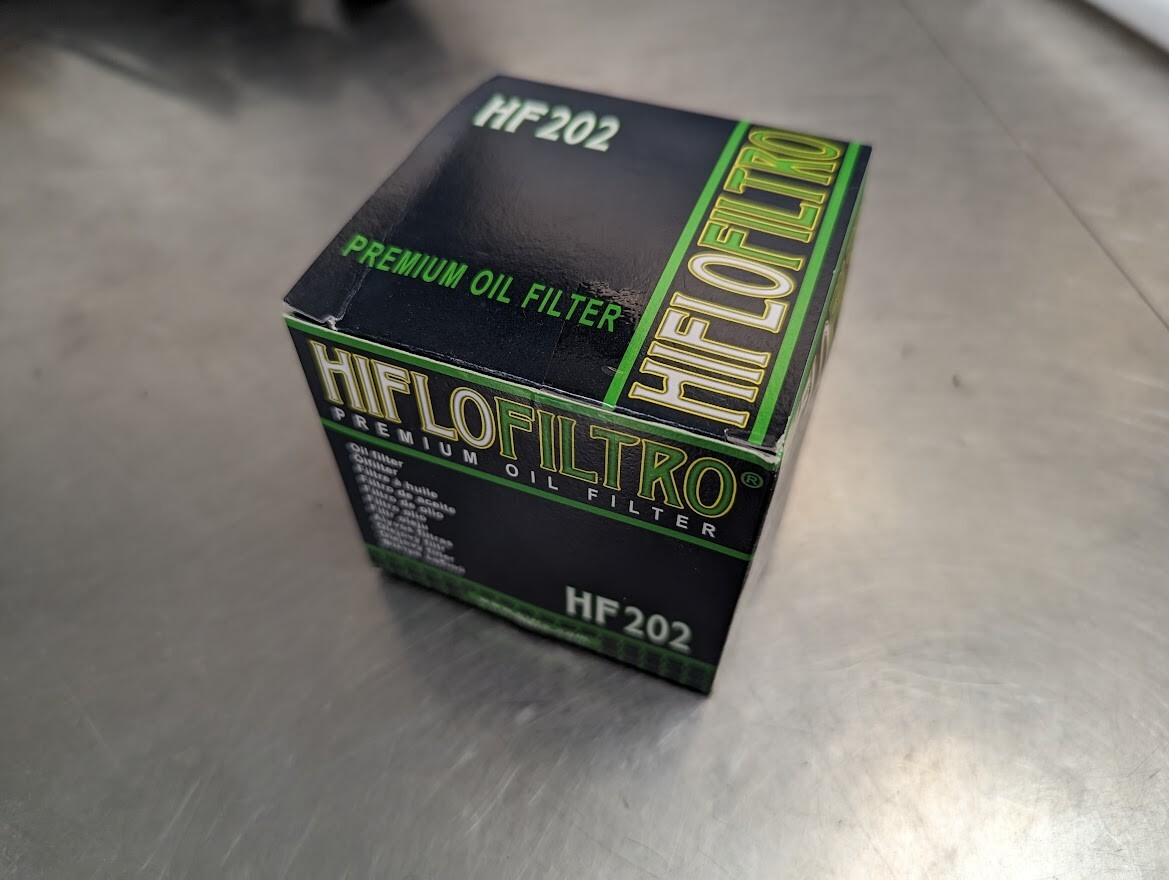 HifloFiltro HF202 Oil Filter New in Original Packaging