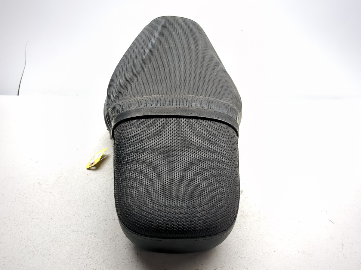 05-09 Suzuki S50 Boulevard VS800 Full One Piece Driver Passenger Seat 09091