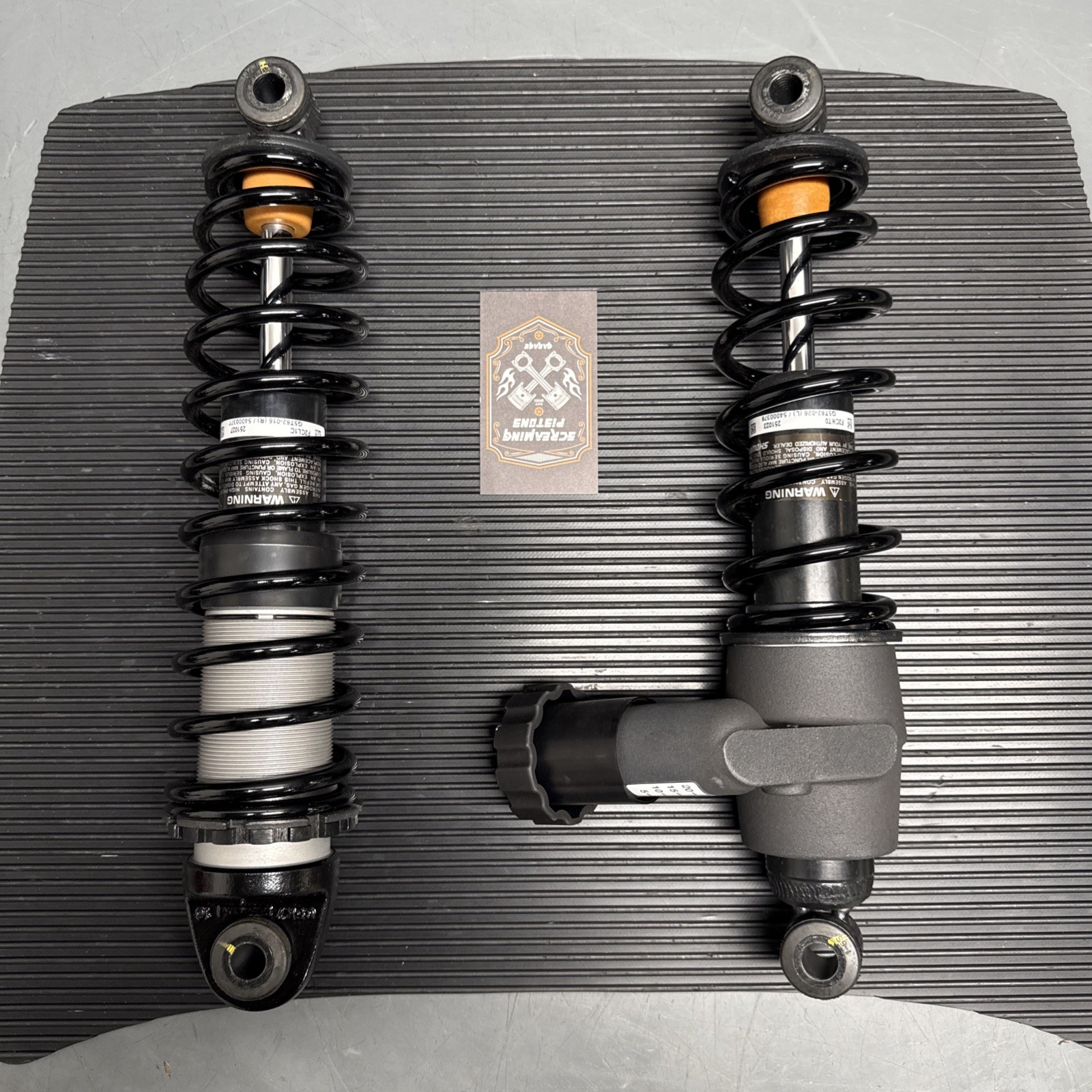 HARLEY DAVIDSON 25 ROAD GLIDE FLHX FLTRX 13 IN SHOCKS 54000377 54000376