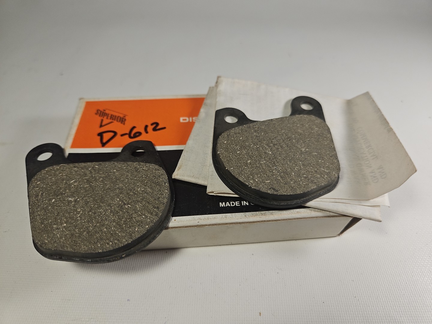 Superior Motorcycle Brake Pads Harley Davidson D-612/44098-77 Sportsters Glides