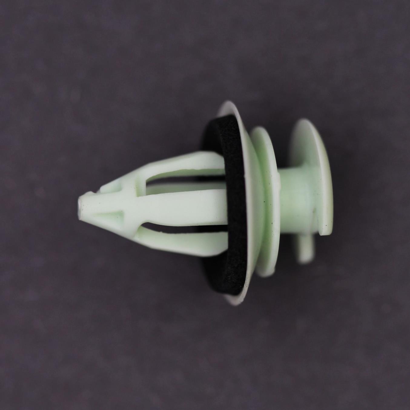 Clip With Seal Ring Part Number – 51-41-8-247-000 For BMW