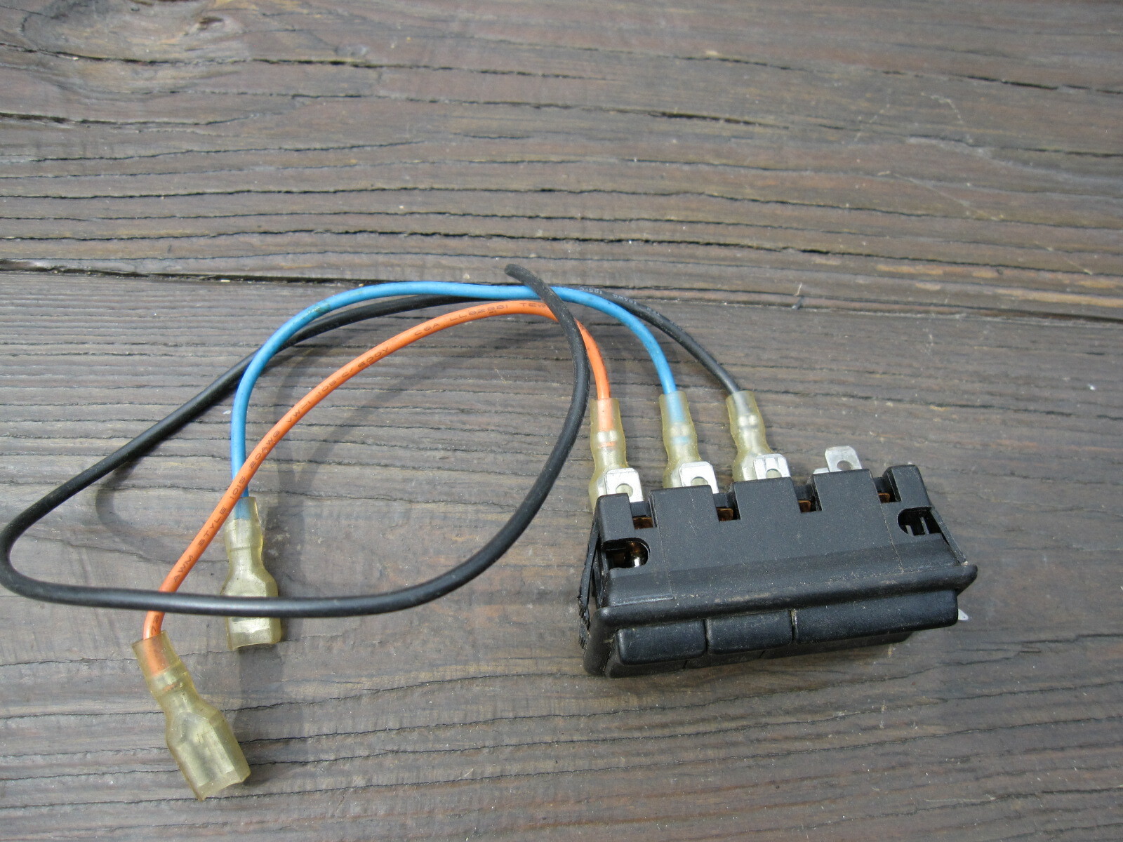 Honda Motorcycle Handlebar Control 3 Switches 2.5″ x 1.25″