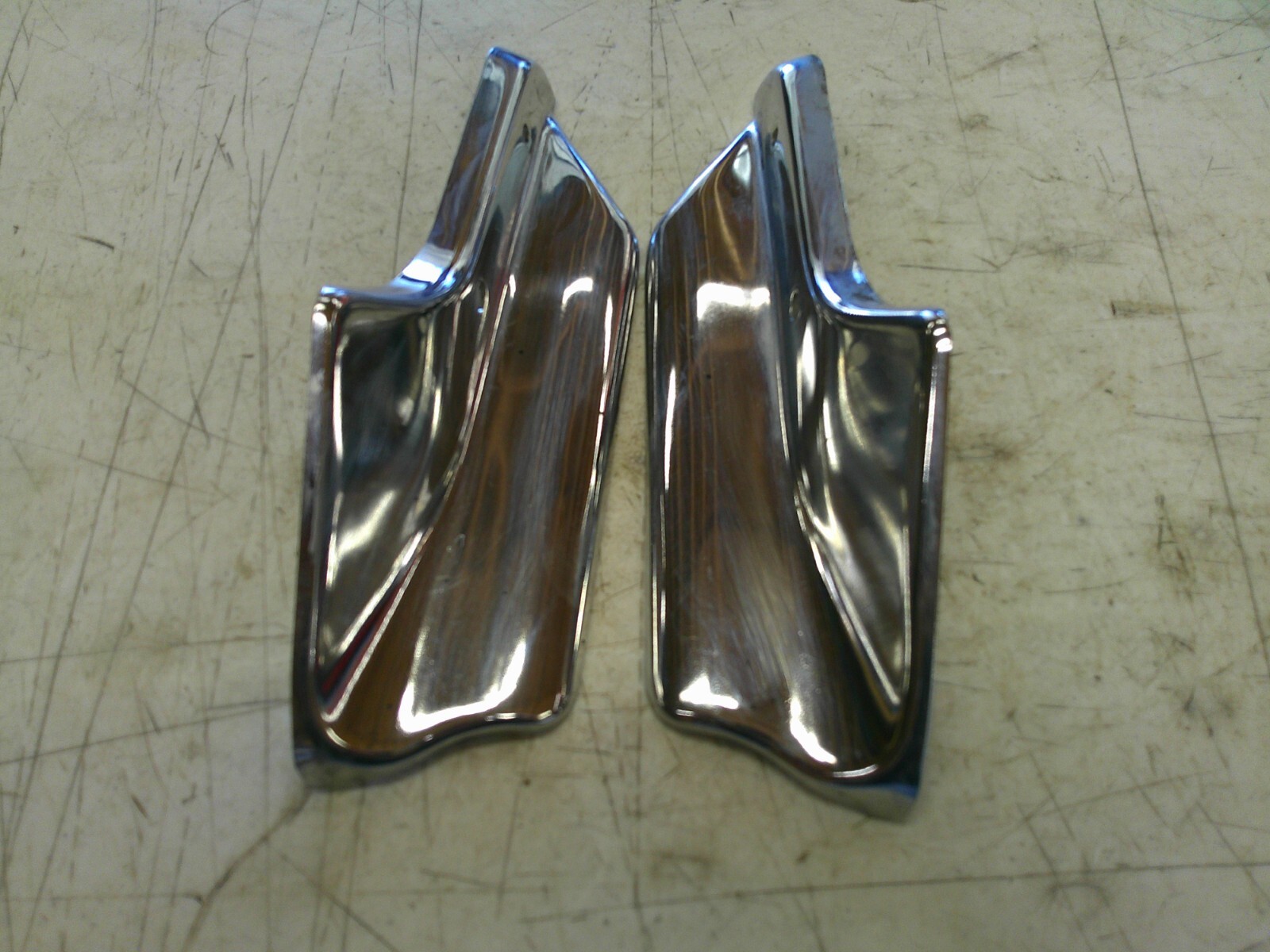 2004-2007 Triumph rocket 3 left right front fork chrome cover trim