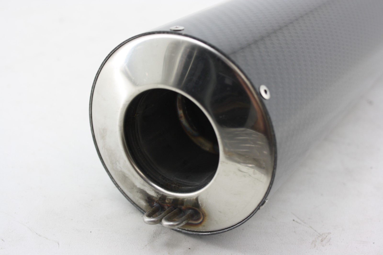 NOS SUDCO RACING MUFFLER CARBON FIBER LEFT 4″ ROUND 20″ LENGTH 2″ ID FEMALE
