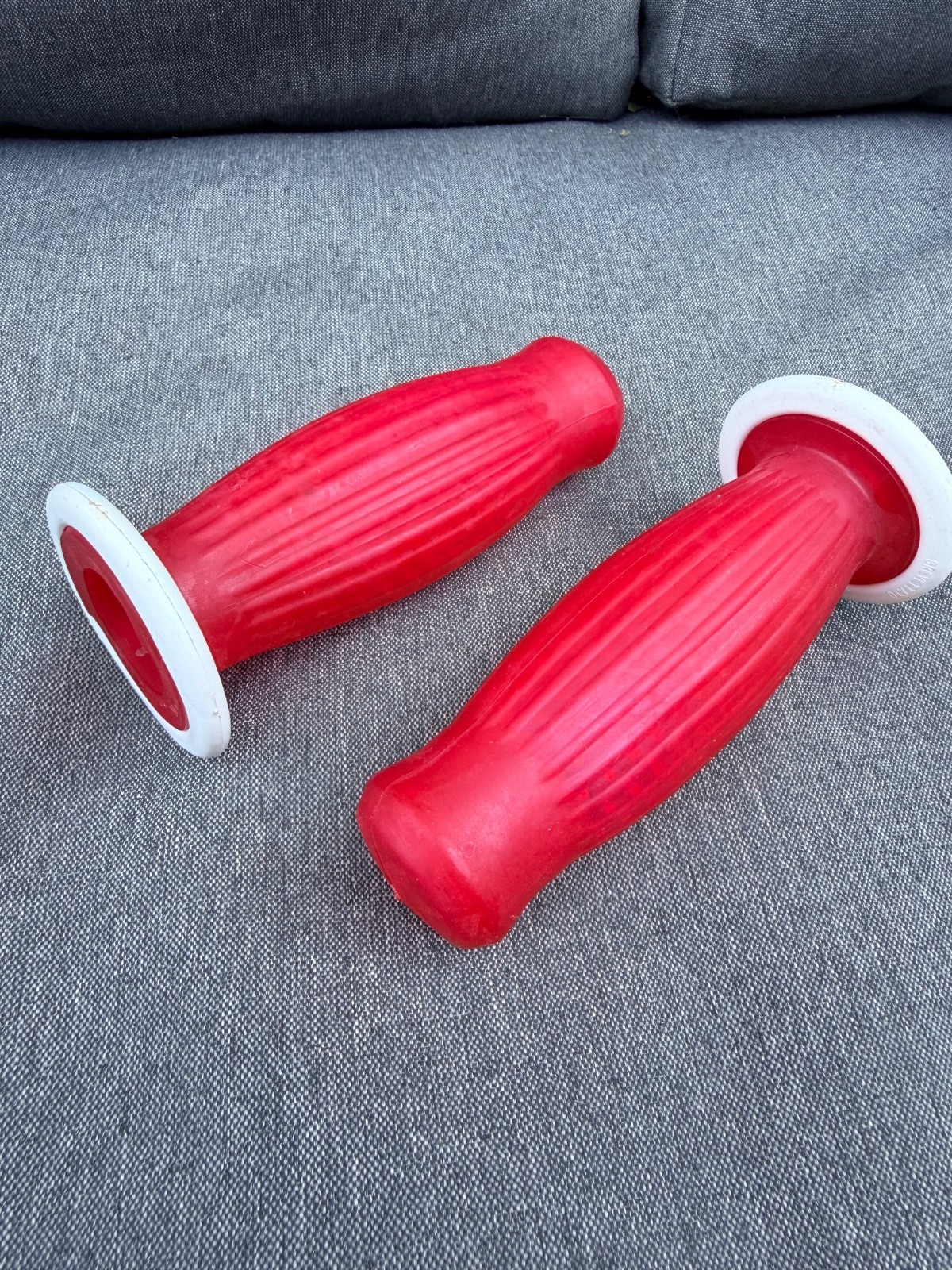VINTAGE BIEMME RED BALLOON GRIPS 25mm – LAMBRETTA VESPA VIGANO ULMA SUPER MOD
