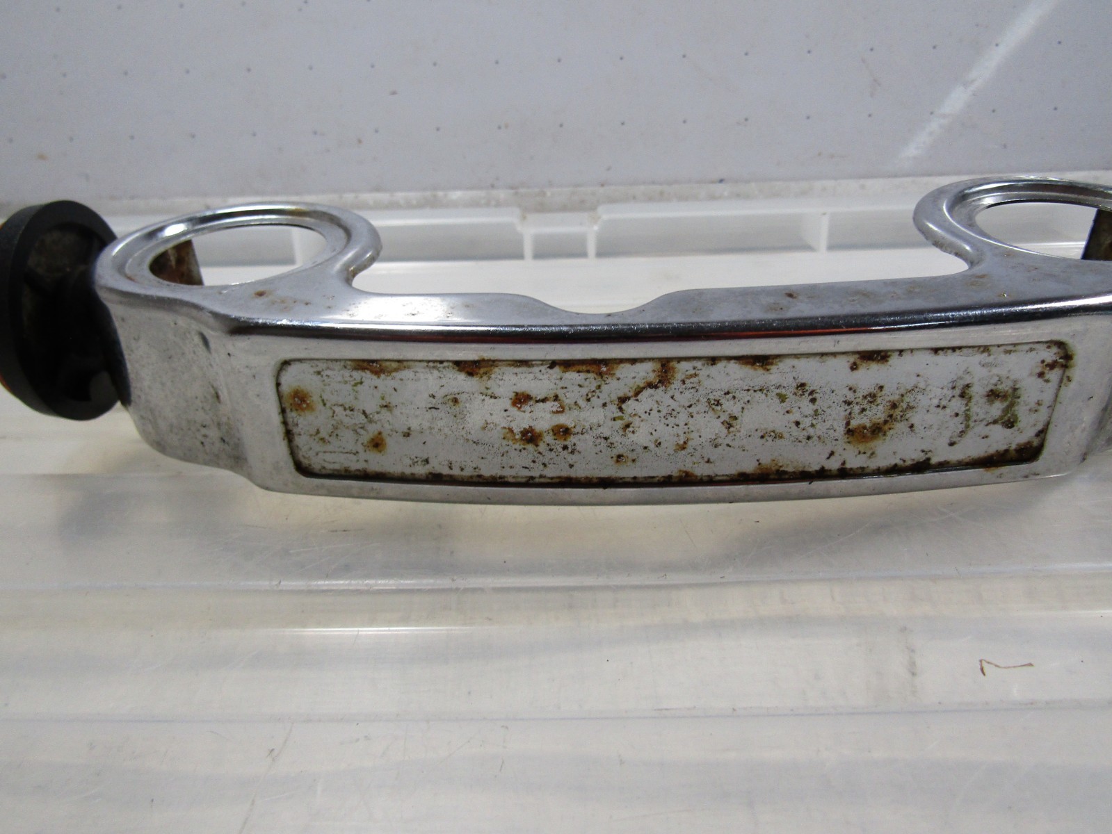 Suzuki 82 83 GS750 E GS 750 front Fork Chrome Emblem Trim Cover Reflector