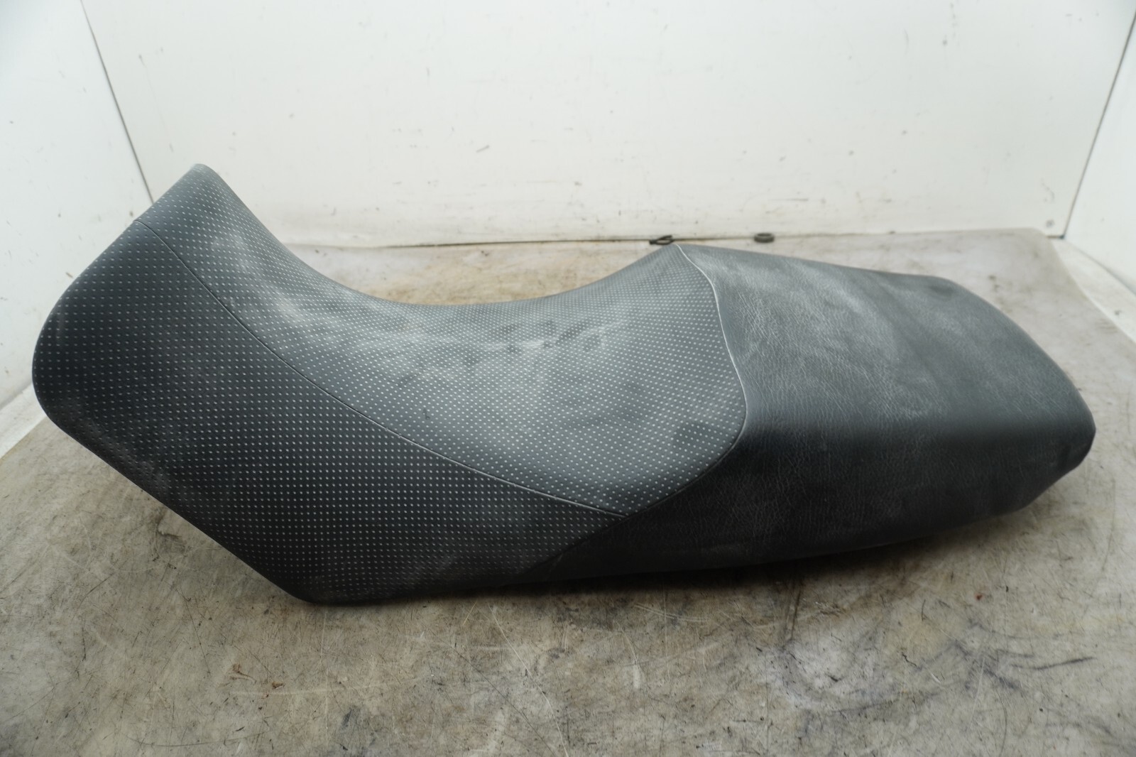 09 SUZUKI VSTROM DL 650 SEAT E-5050