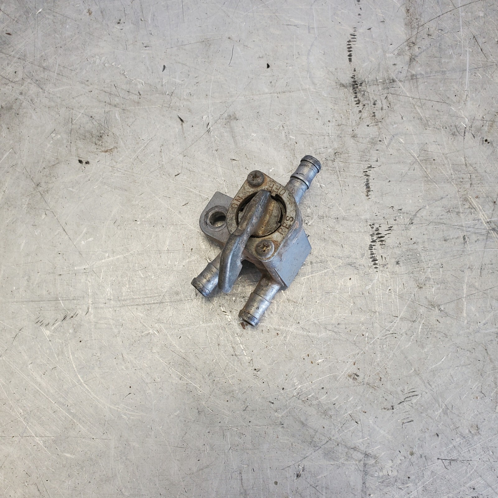 05 Honda Crf250x Petcock fuel valve on off reserve