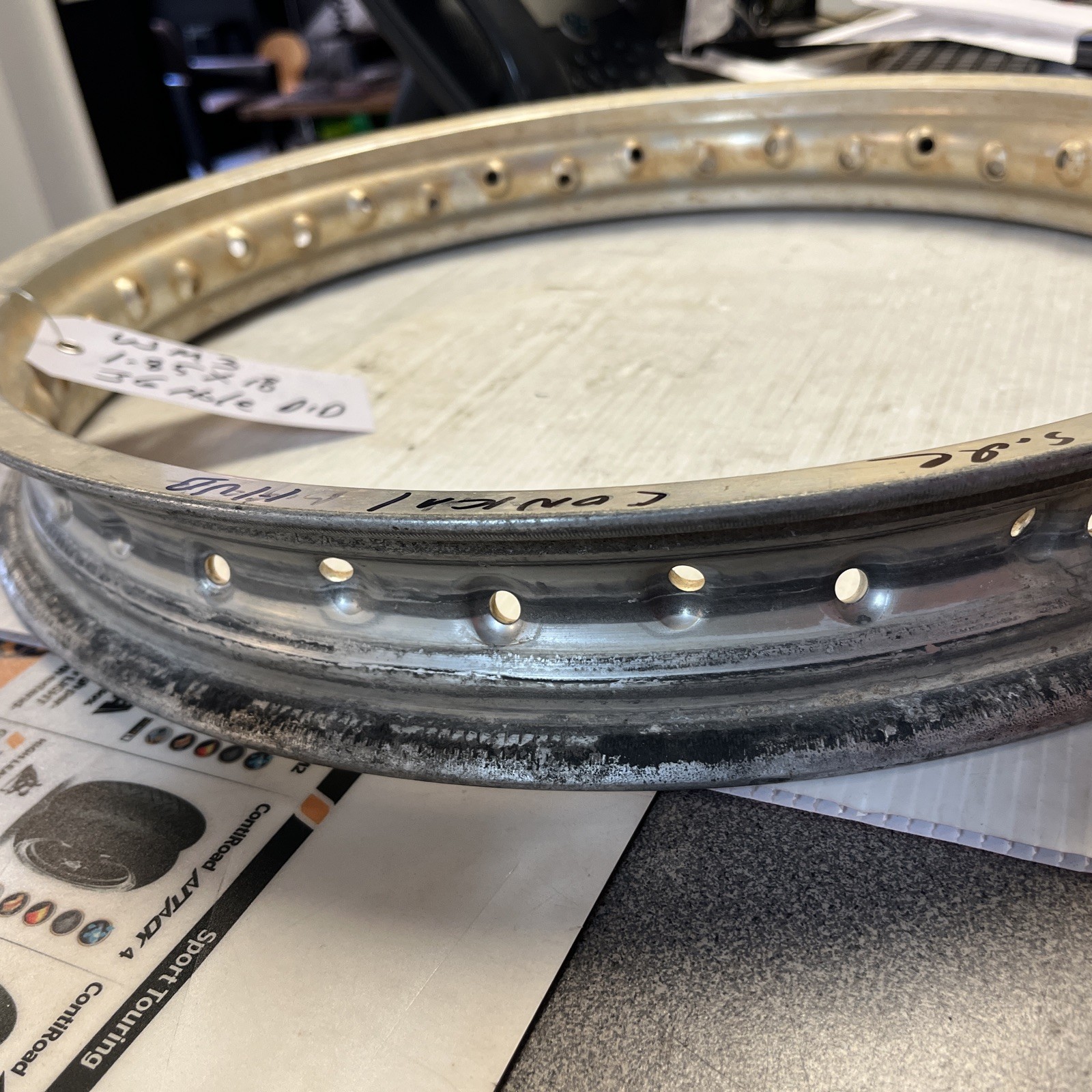 DID WM3 1.85” X 18” 36 HOLE COPICAL HUB ALLUMINUM MOTORCYCLE RIM