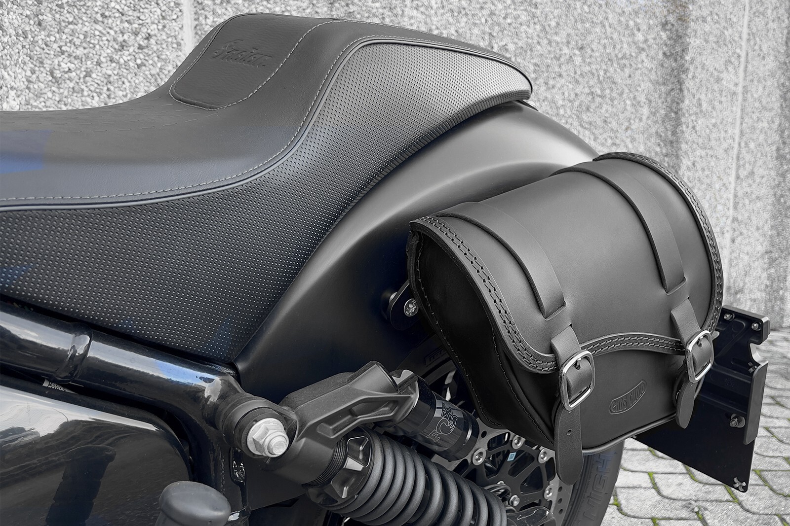 LEATHER SADDLE BAG LEFT SIDE FOR 2023 – 2024 INDIAN SPORT CHIEF ENDSCUOIO