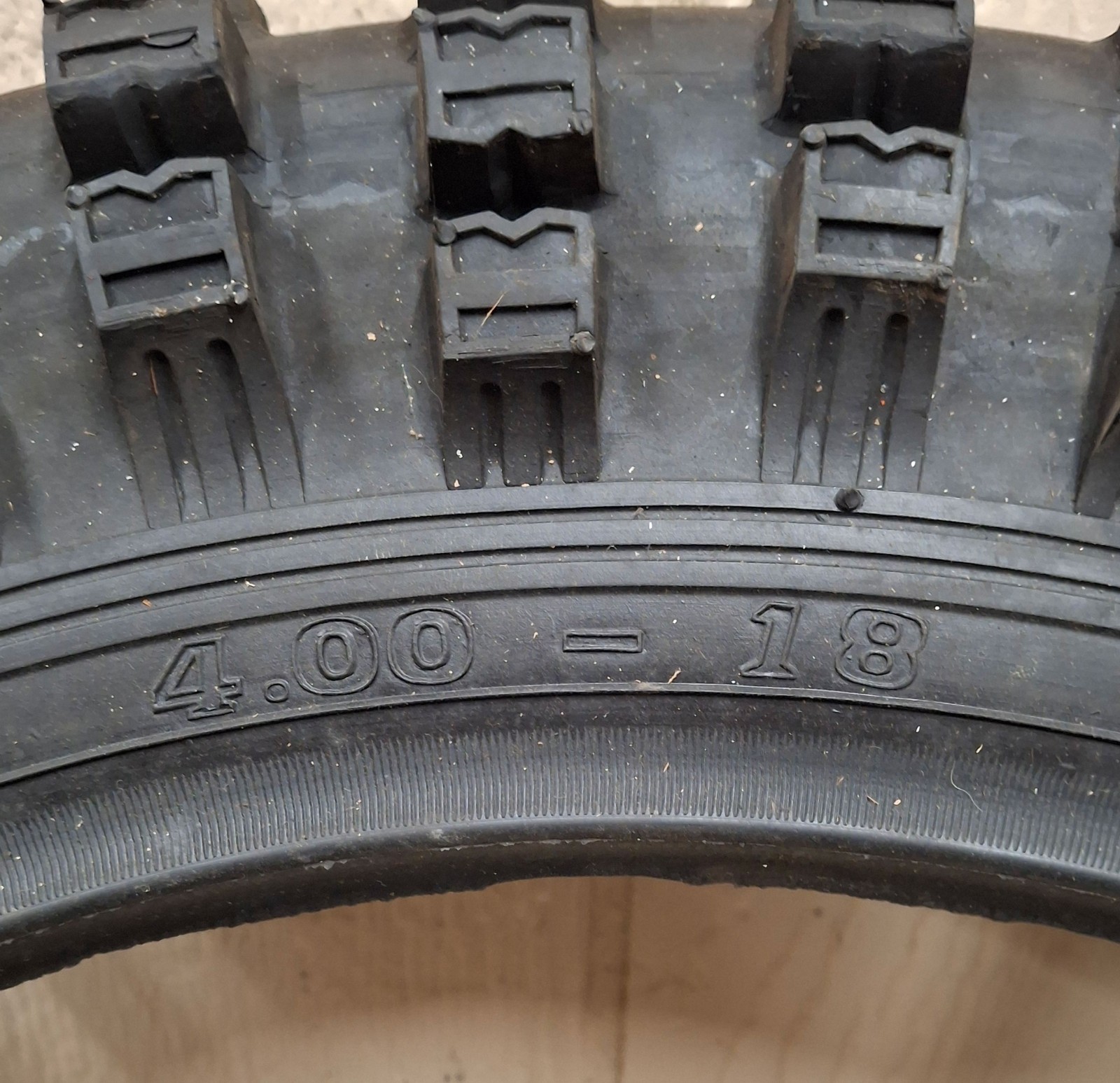 Cheng Shin 4.00-18 Vintage Off Road Knobby Sport Tire Dirt Bike MotoX 6-Ply NOS