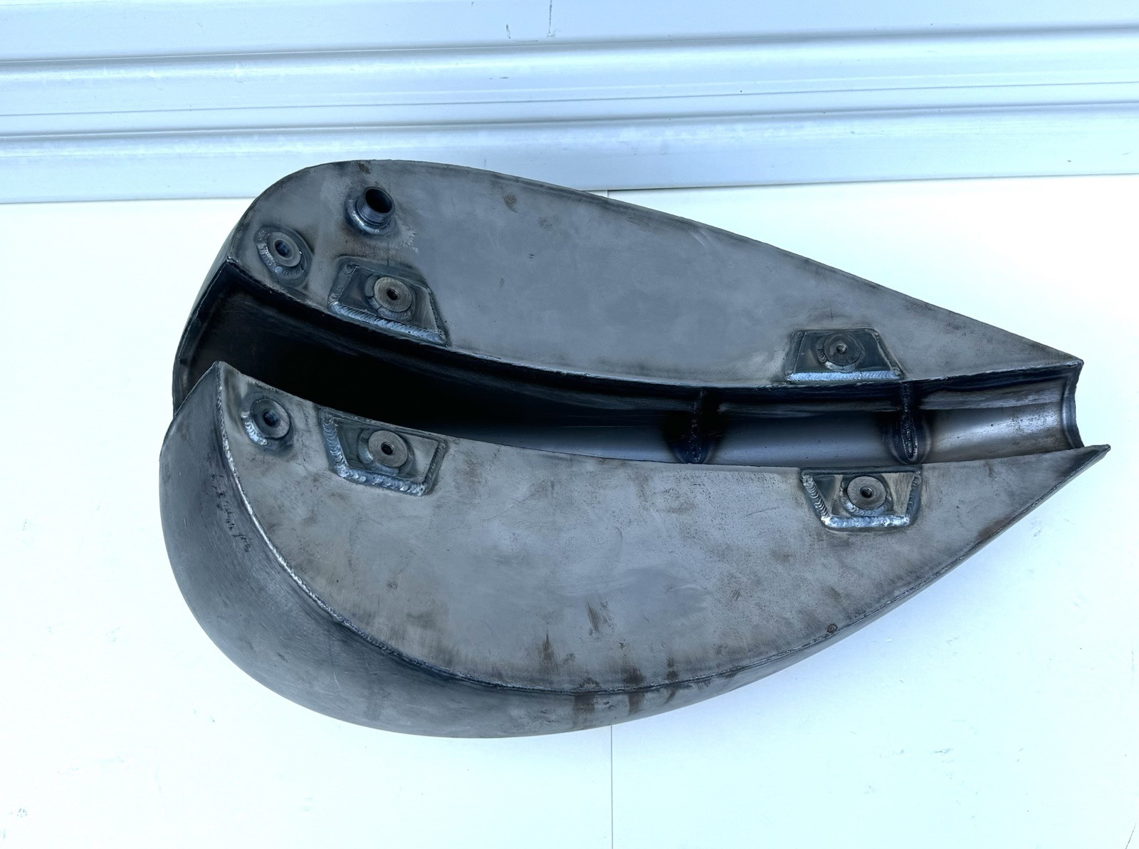 KRAFT TECH METAL MONSTERS 23″ x 14.5″ RAW STEEL GAS TANK CUSTOM HARLEY CHOPPER