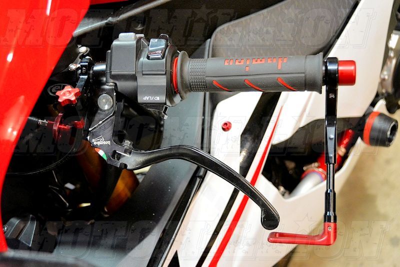 TWM BRAKE LEVER GUARD BMW DUCATI HONDA KAWASAKI SUZUKI TRIUMPH YAMAHA – RED