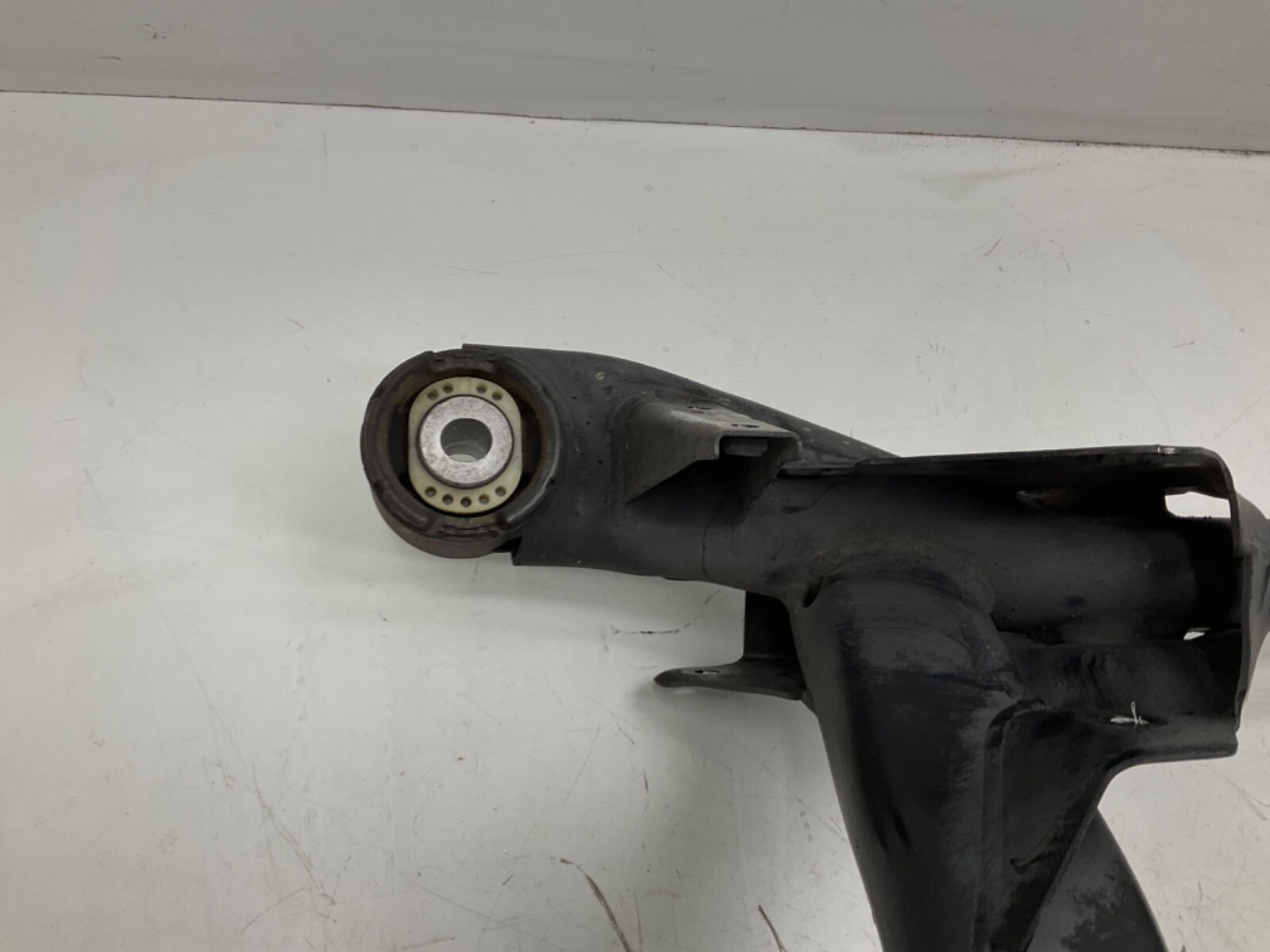 2005-2011 AUDI C6 A6 REAR SUSPENSION CROSSMEMBER SUBFRAME FRAME 4F0505235AH OEM
