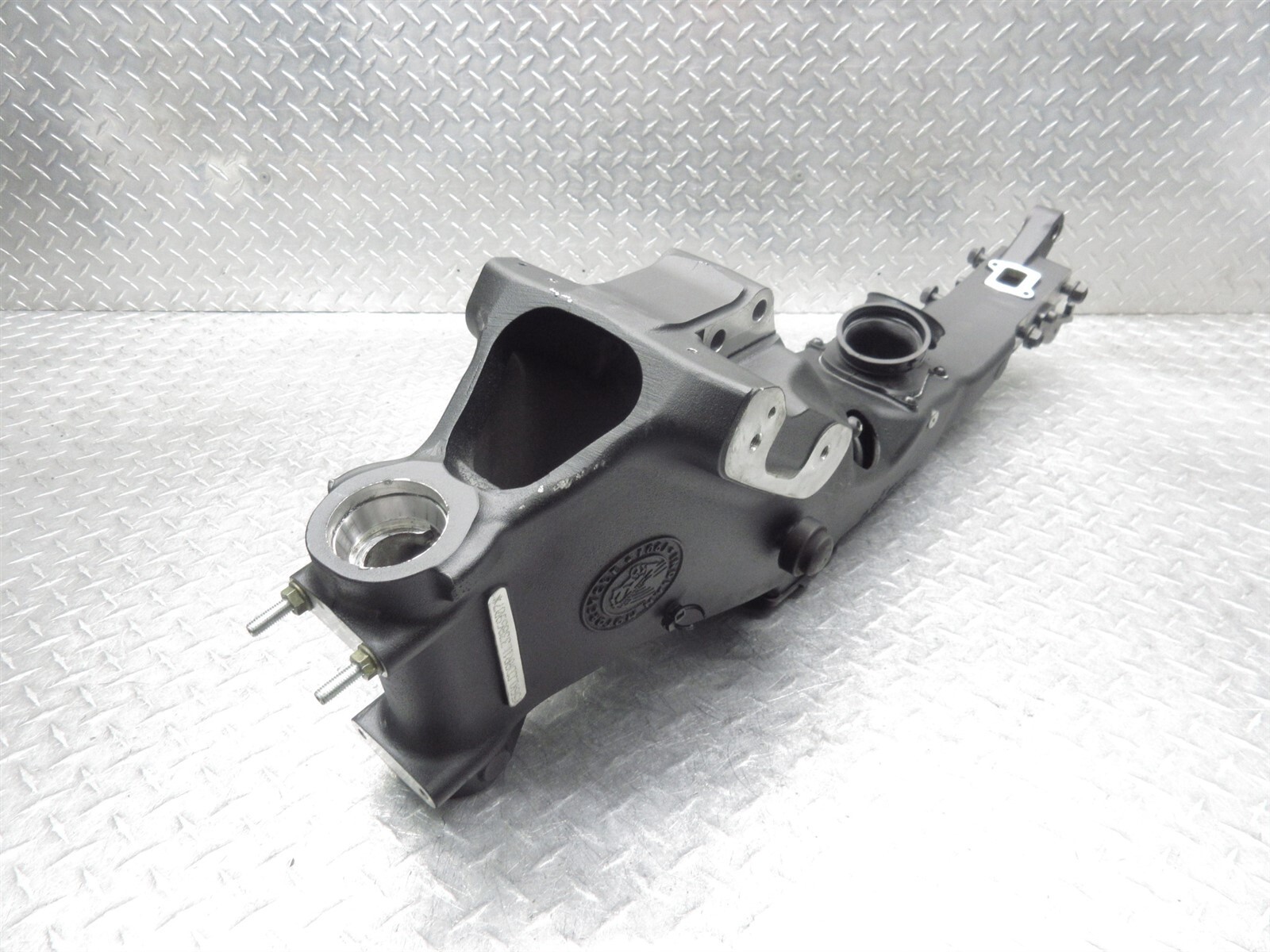 2018 18-23 Indian Challenger OEM Main Frame Chassis Straight BOS ACQ