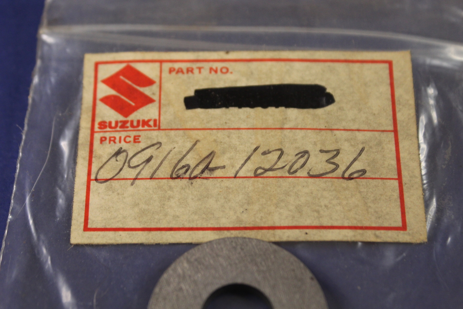NOS SUZUKI WASHER(12X30X3) DL650 DL650A #09160-12036