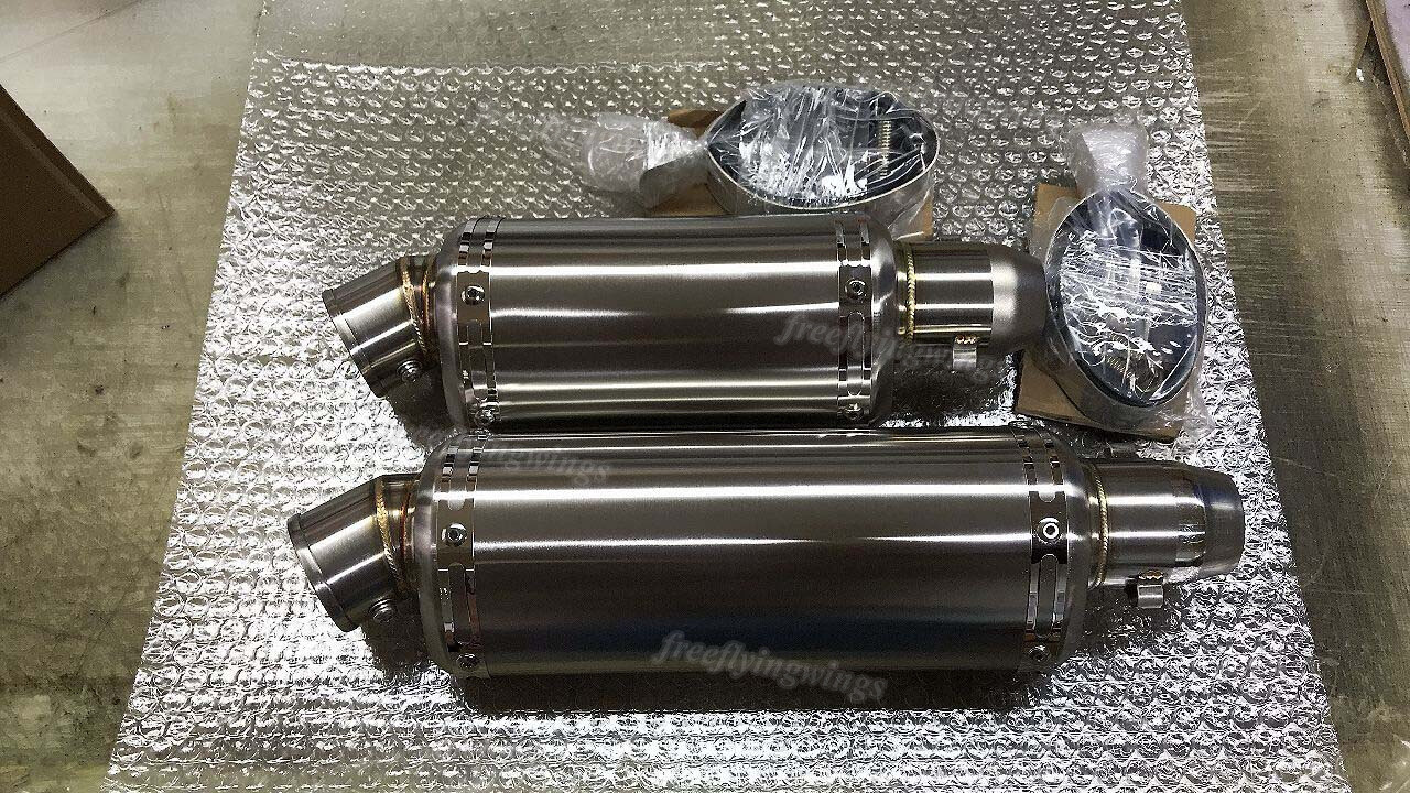 Stainless Steel Exhaust Pipe Muffler Tips Slip On 51MM Right Side Pipe Motocycle