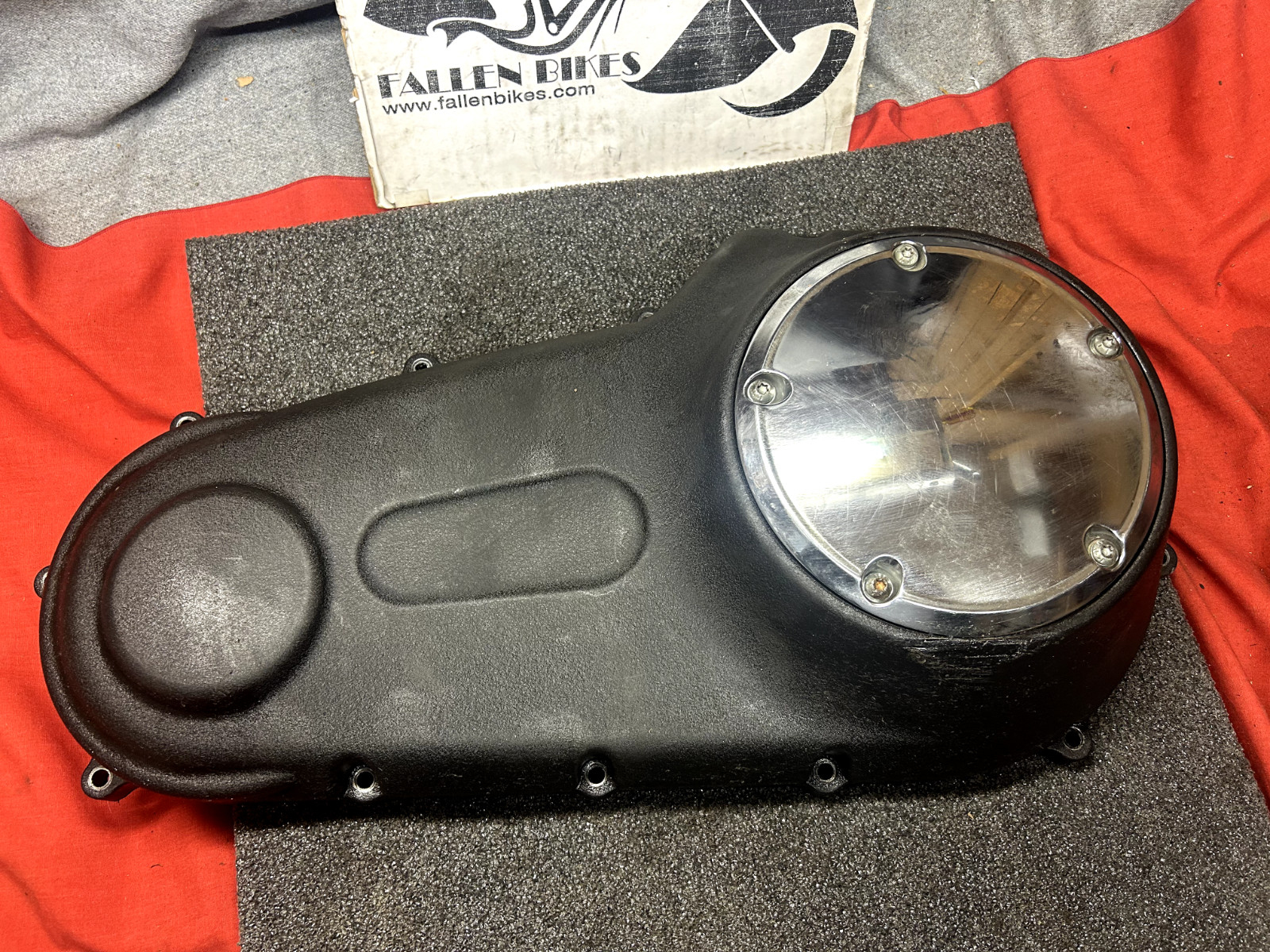Genuine Harley Dyna Fat Bob Outer Primary Clutch Cover Case Housing 60784-06