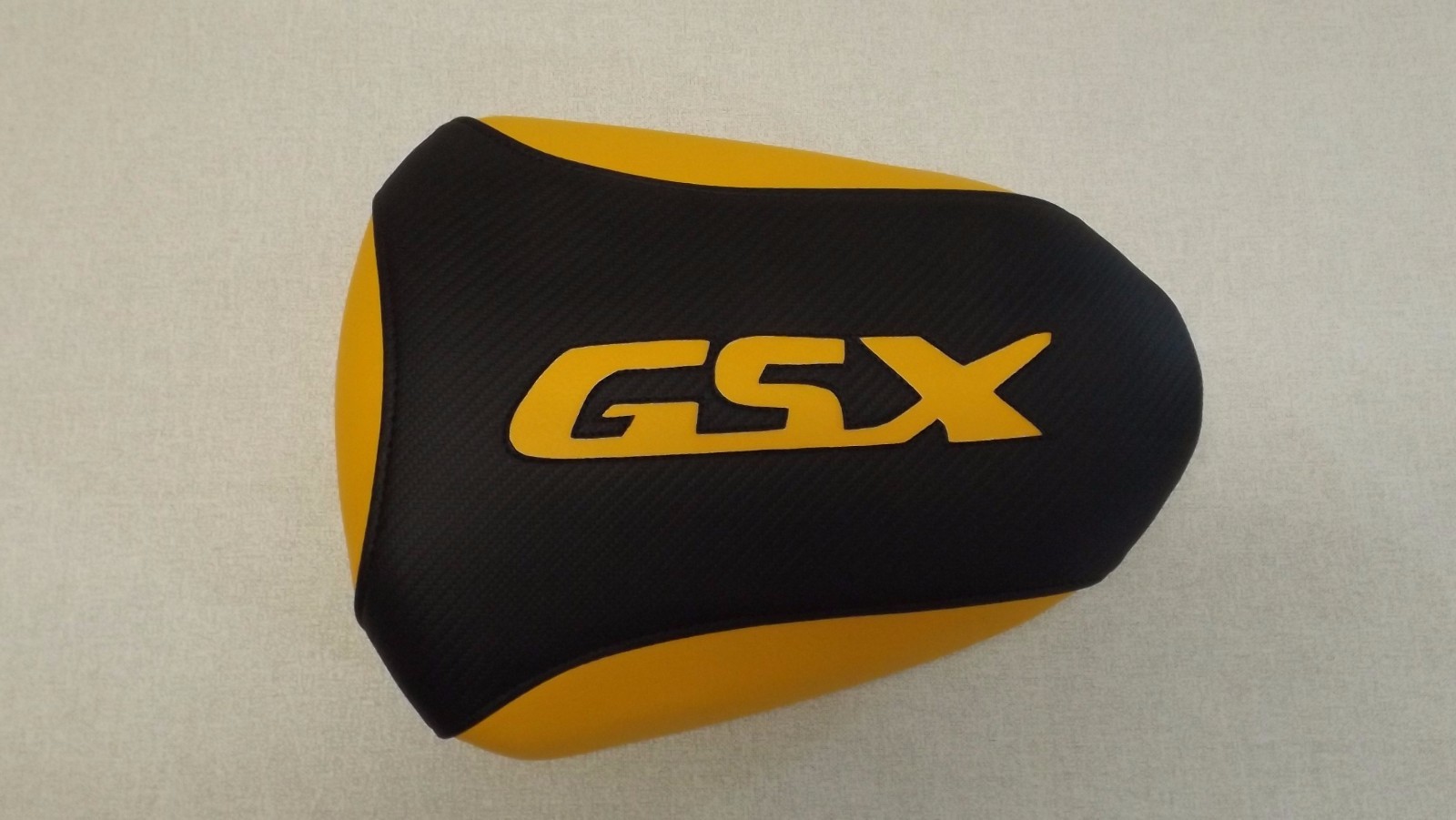 BLACK/ YELLOW FRONT & REAR CUSTOM SEAT COVERS WILL FIT SUZUKI 2007/08 GSX-1000R