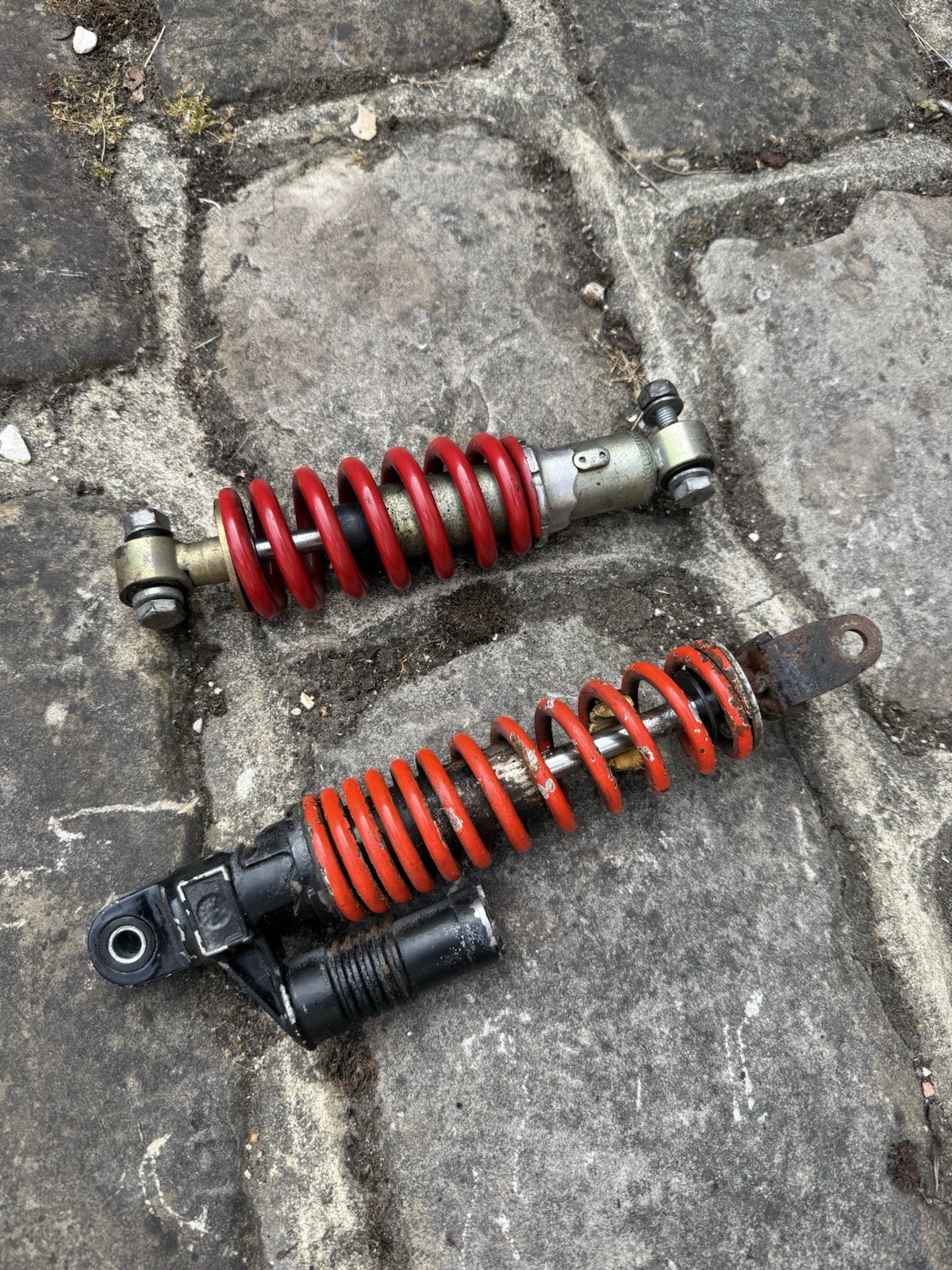 Italjet Dragster 125 / 180 Front & Rear Shocks