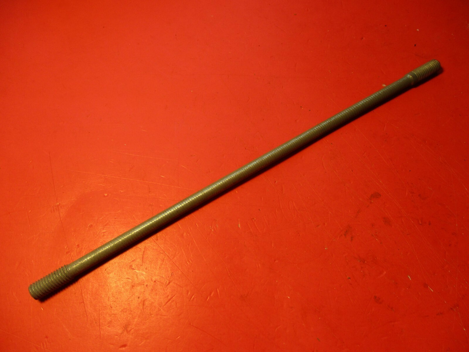 NOS NEW OEM ORIGINAL HONDA 1959 CA92 CB92 CYLINDER STUD BOLT 90031-200-000