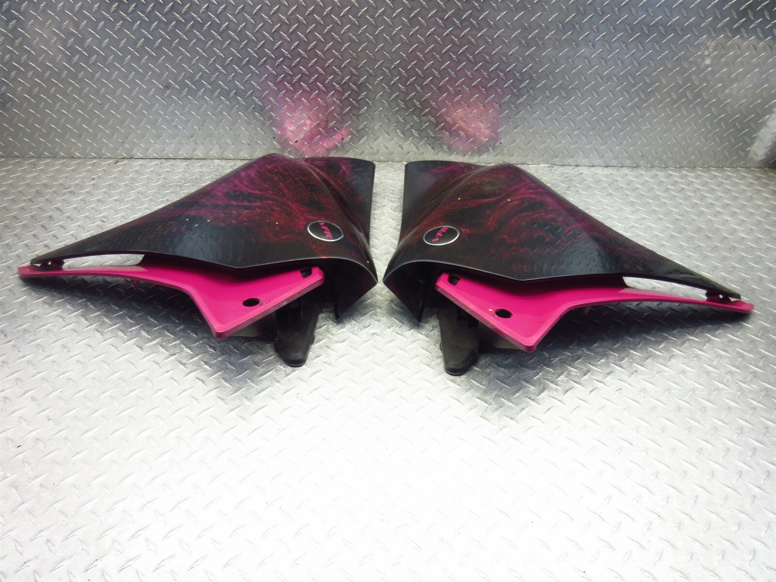 2012 12 13 Honda VFR1200 VFR1200F OEM Left Right Mid Cowls Fairings Body Panels