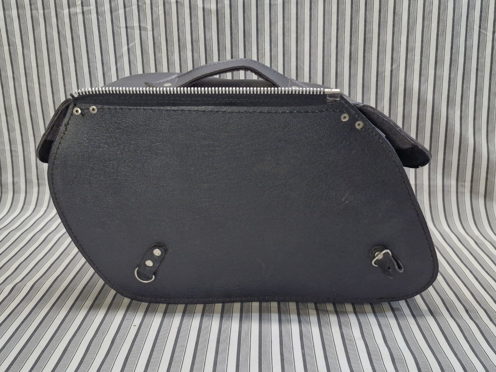 Universal Black Motorcycle Throw Over Saddlebags Pair Synthetic Leather READ