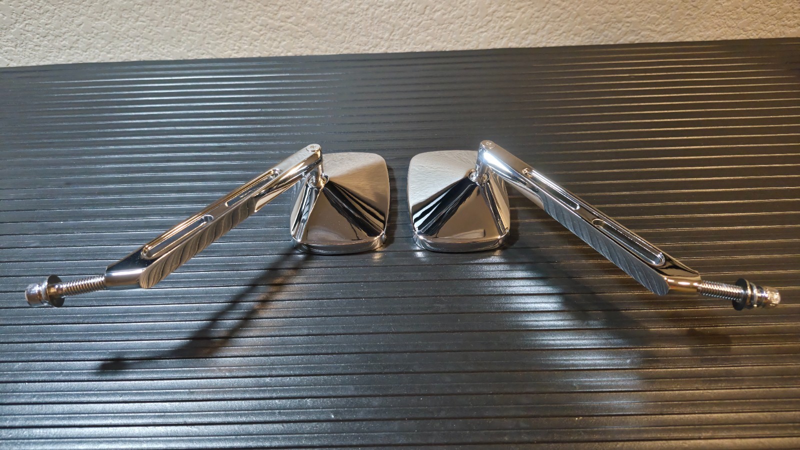 Drag Specialties Convex Rectangular Mirrors with Airstem for Harley Davidson