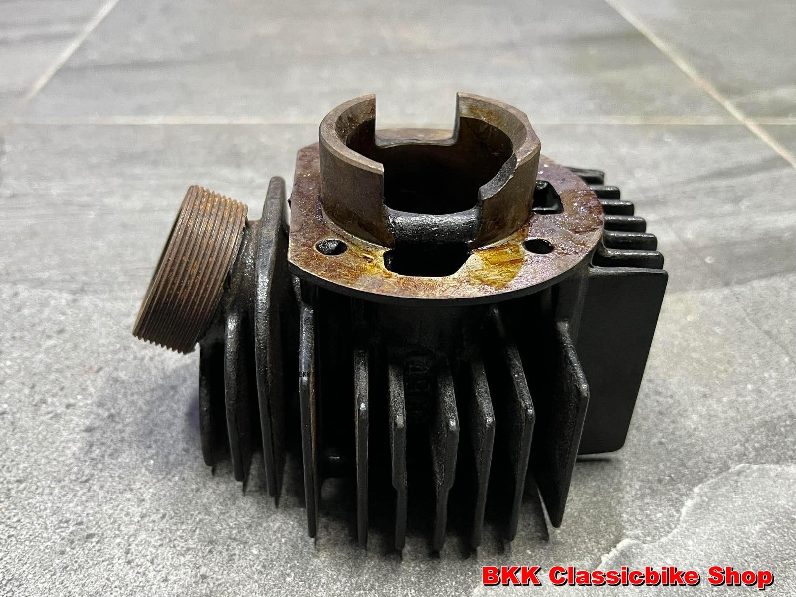 NOS SUZUKI 50 A50 AS50 TS50 CYLINDER Genuine Japan P/N 11211-26000