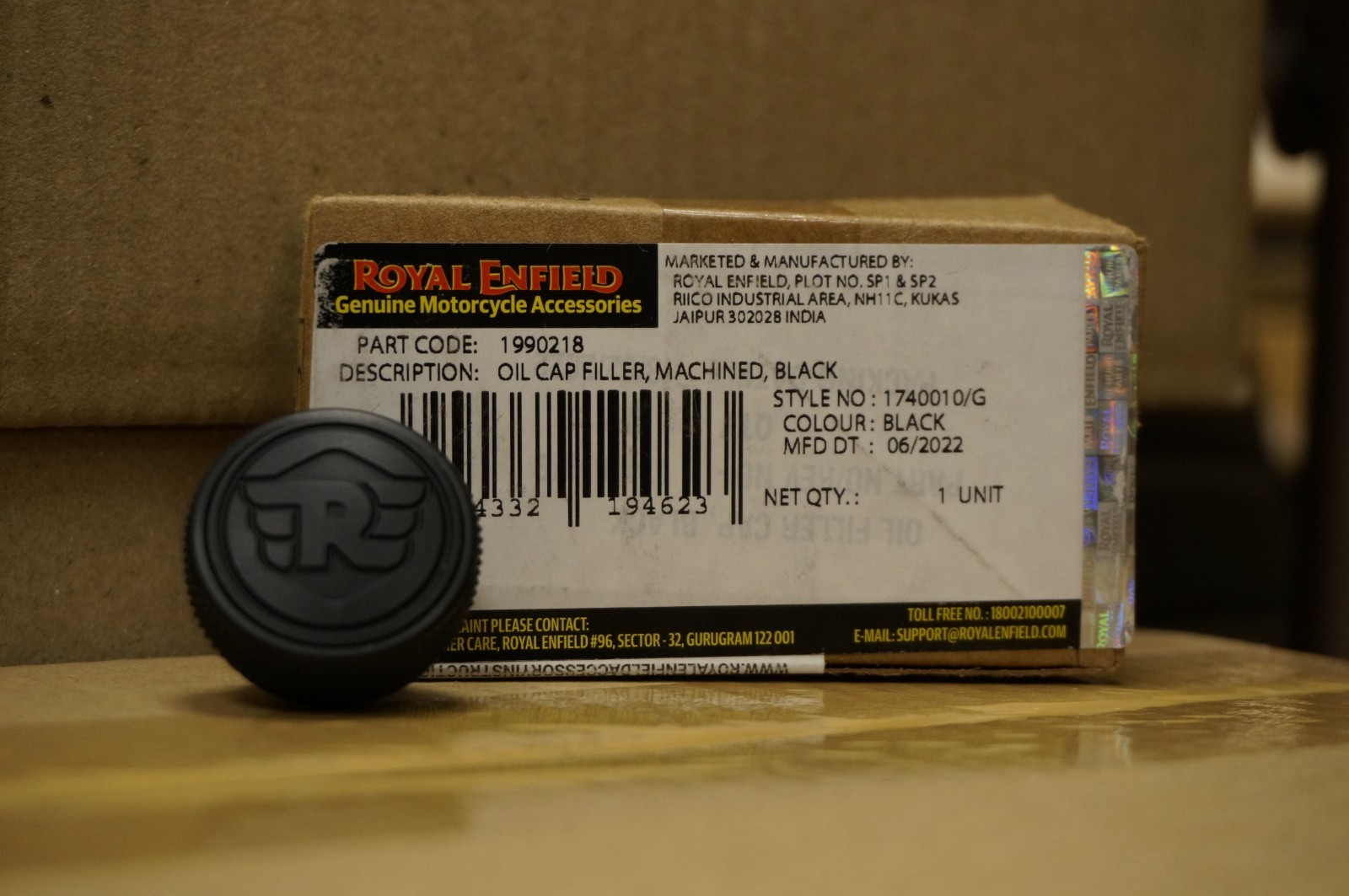 Royal Enfield Black Machined Aluminum Oil Filler Cap