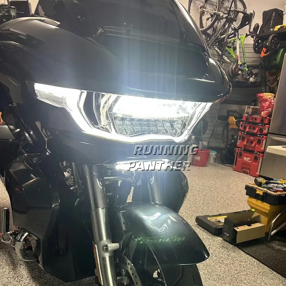 LED Front Lower Fairing Turn Signal Lights For CVO Road Glide FLTRXSE 2023-2025