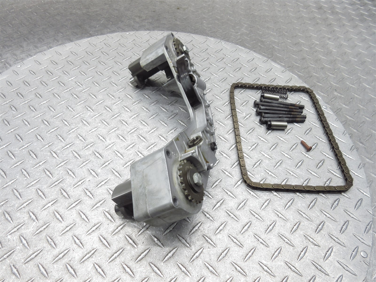 2011 Harley Heritage Softail Classic FLSTC Chain Guide Support Plate Balancer