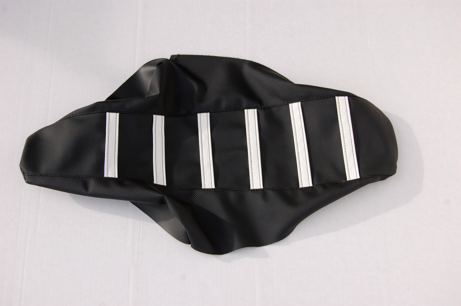 New Black and White Ribbed Seat cover KX80 KX85 KX100 1990 1991 1992 1993 1994
